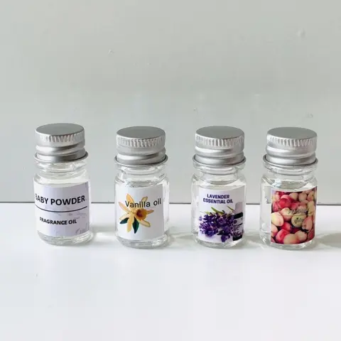 พร้อมส่ง กลิ่นใหม่เยอะมากน้ำมันหอมระเหยขนาด 5 ml.(มีให้เลือก 30กว่ากลิ่น) สำหรับทำเทียนหอม สบู่ น้ำหอม หินหอม ก้านไม้หอม